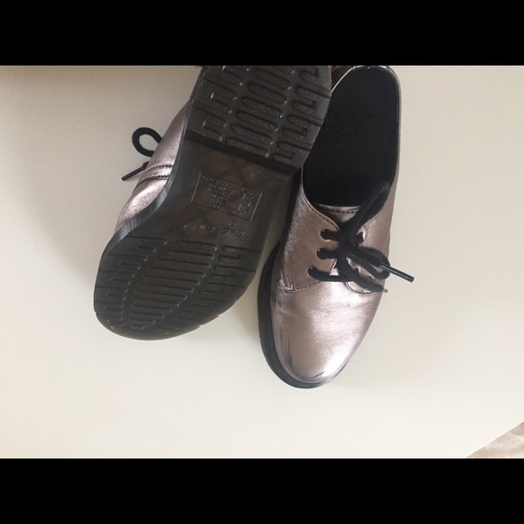 Dr. Martinens - Picture 4 of 7